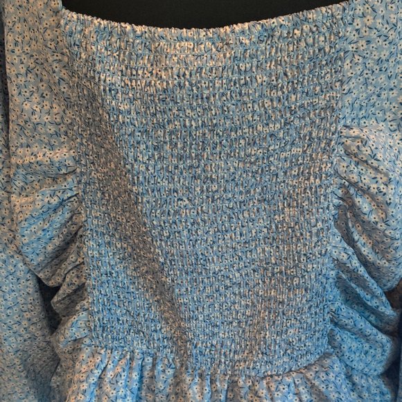 H&M Blue Floral Crop Peasant Top, Small White Flowers, Cinched Front 2XL - Picture 5 of 6